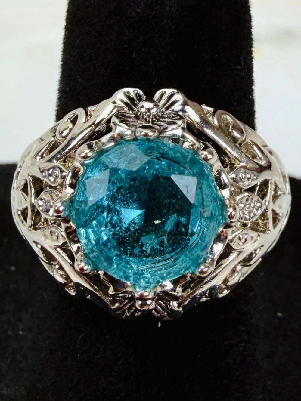 Vintage Silvertone blue center, size 5 1/2 ring